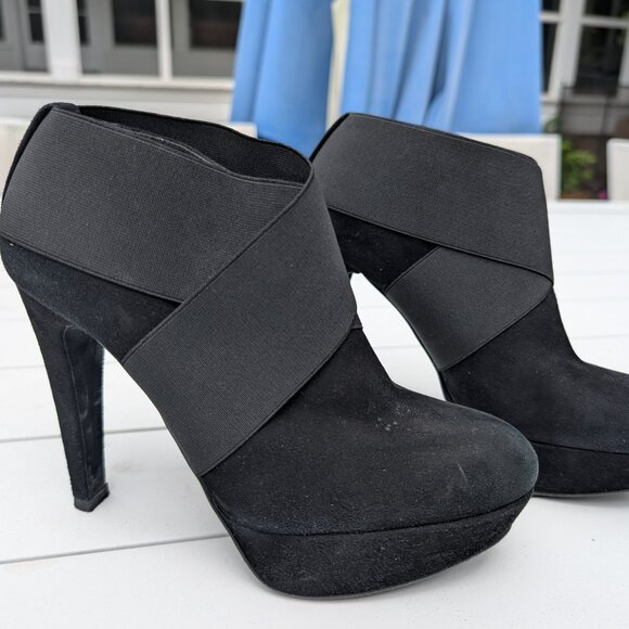 Stuart Weitzman Size 5.5 heels - Picture 5 of 5